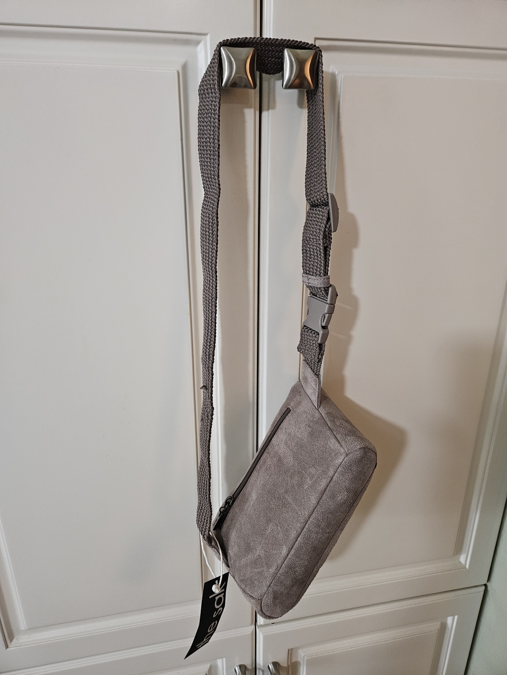 NWT the sak Caraway Gray Taupe Suede Leather Crossbody Sling Belt Bag Fanny Pack - Picture 3 of 7